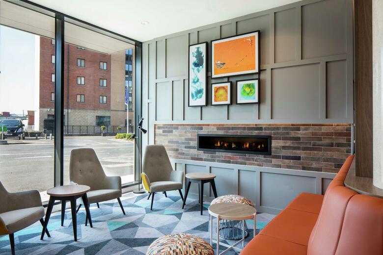 Hotel Hampton By Hilton Belfast City Centre