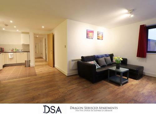 Icc/arena/fiveways Central Apartment.