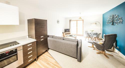 First Stay Apartments - The Postbox Suite