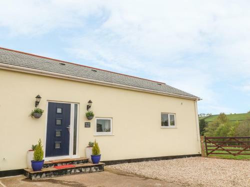 The Old Stable, Crediton