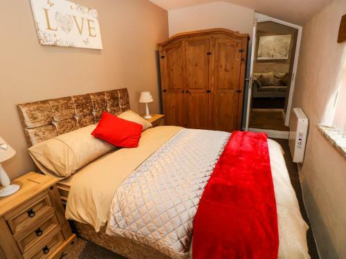 Caner Bach Lodge, Bridgend