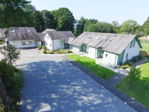 Elm - Woodland Cottages