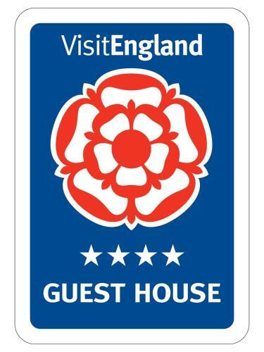 Hostal The Lansdowne Guest House
