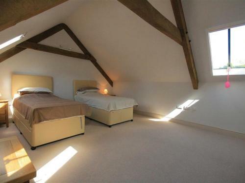 Malt Barn, Burford