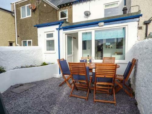 2 Tregof Terrace
