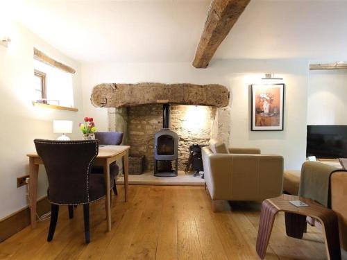 Castle Combe Cottage, Bath