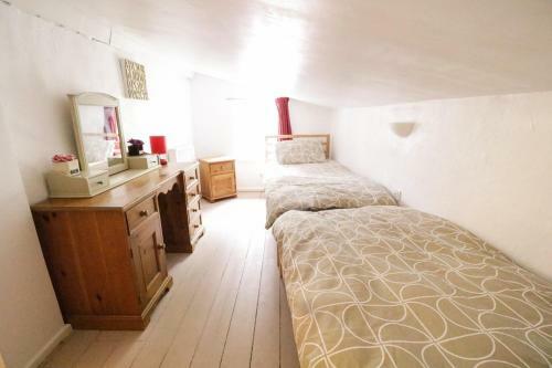 Swan Cottage, Conwy