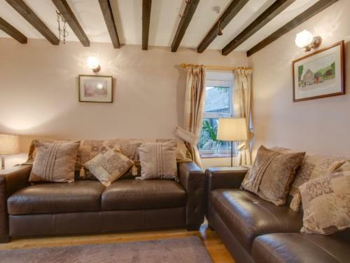 Holiday Home Yr Hen-ryd