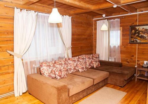 Crona Hotel And Spa