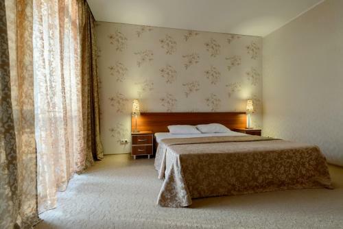 Crona Hotel And Spa