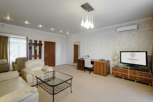 Crona Hotel And Spa