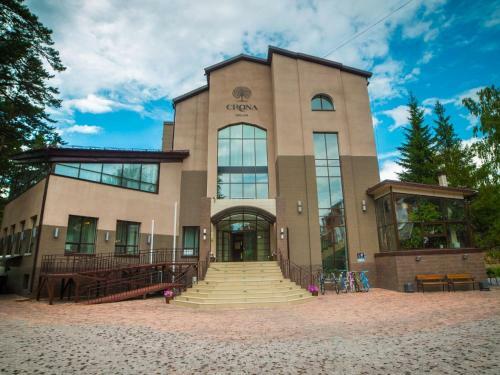 Crona Hotel And Spa