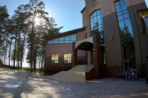 Crona Hotel And Spa