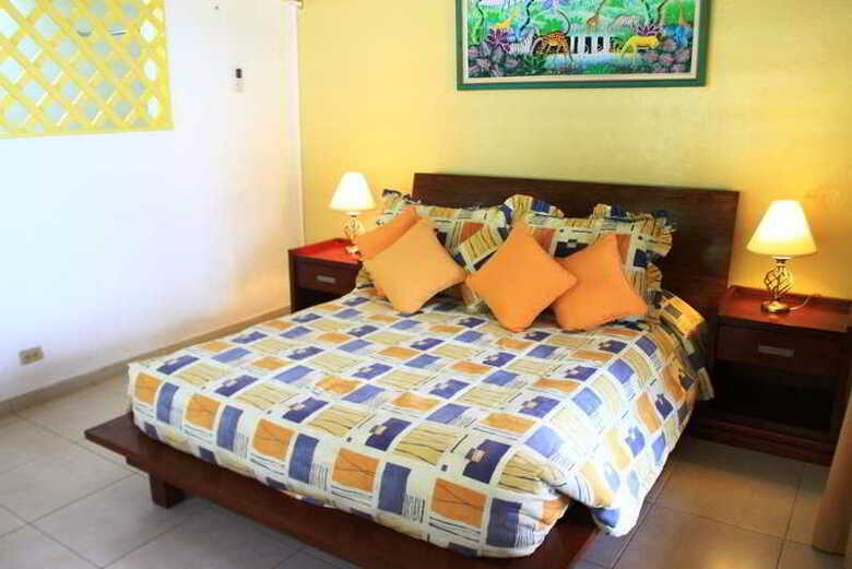 Hotel Moulin Sur Mer