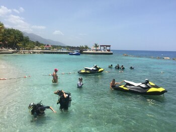 Hotel Moulin Sur Mer