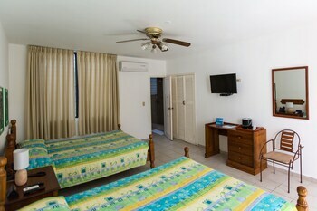 Hotel Moulin Sur Mer