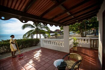 Hotel Moulin Sur Mer