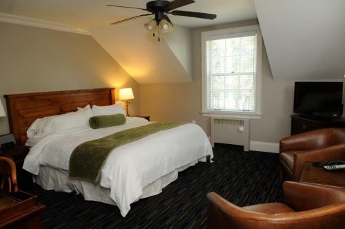 Hotel Sherwood Inn
