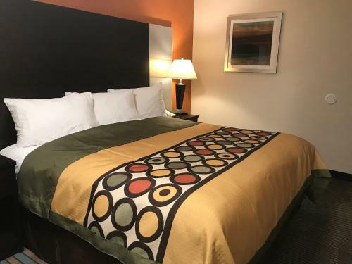 Posada Bay Hill Inns & Suites