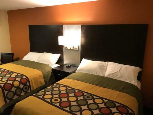 Posada Bay Hill Inns & Suites