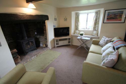 Syms Cottage, Cutcombe
