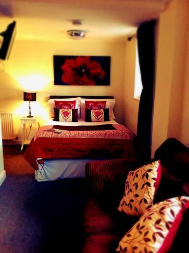 The Lawns Hotel