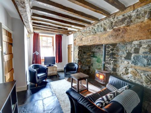 Cozy Holiday Home In Dolgellau With Tv
