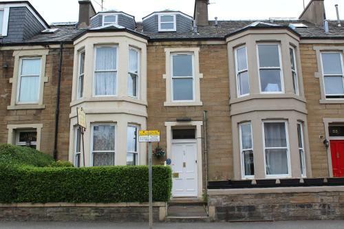 Hostal Cruachan Guest House