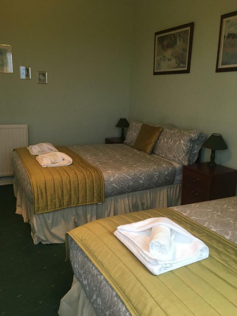 Hostal Airdenair Guest House