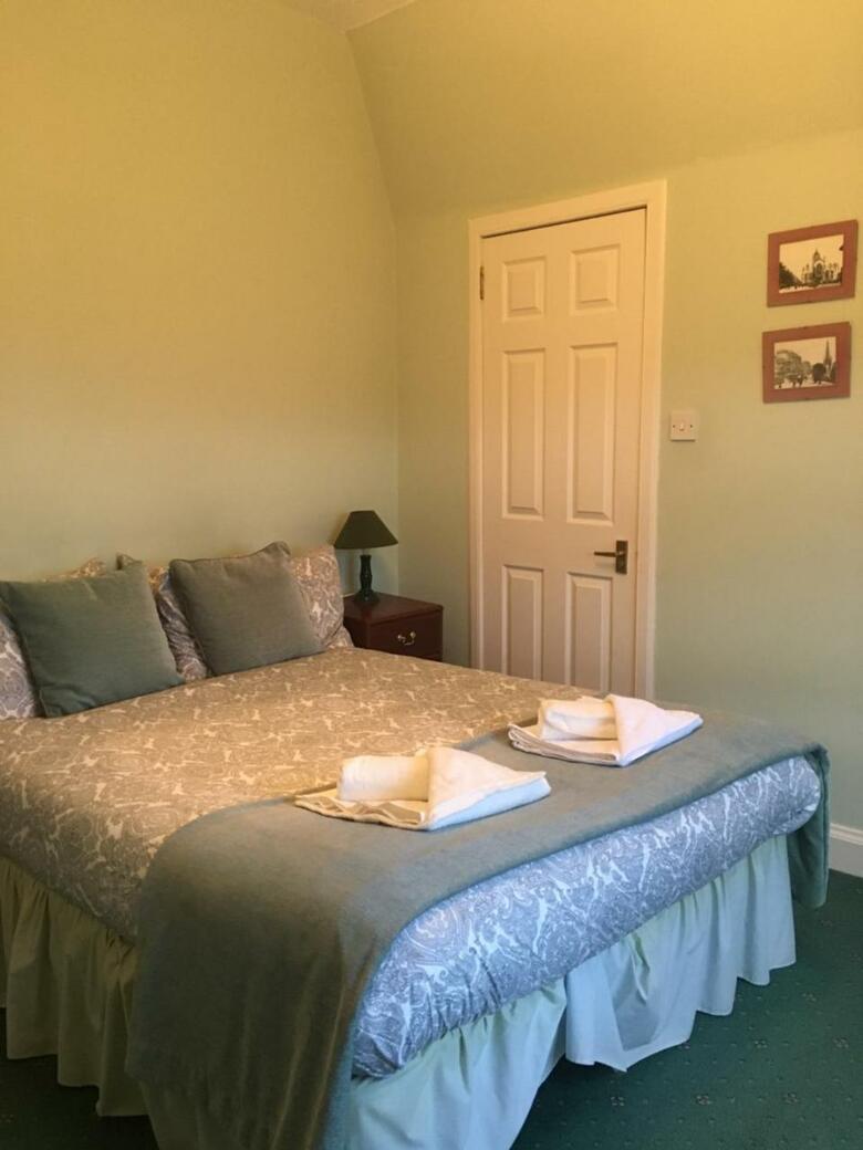 Hostal Airdenair Guest House