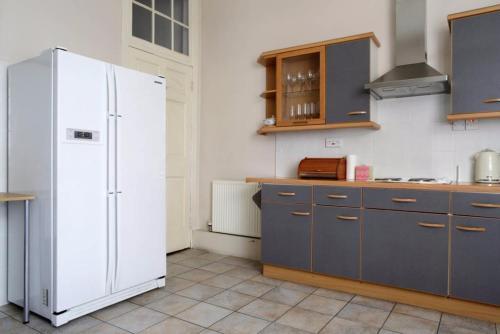 Apartamento 3 Bedroom Flat In City Centre Sleeps 6