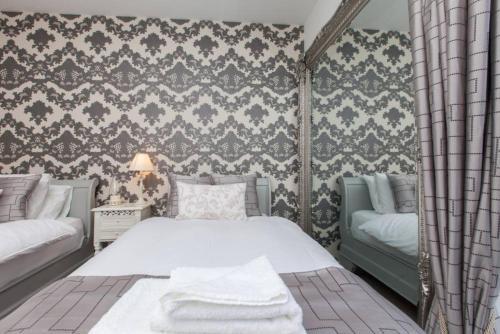 Apartamento 2 Bedroom Flat In Holyrood Area Accommodates 6