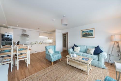 Annandale Street Apartment