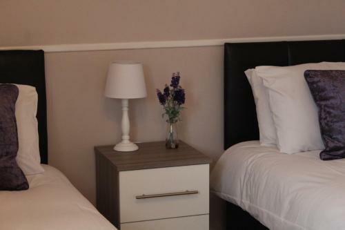 Premier - Loch Assynt House