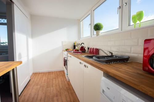 Premier - Trinidad Apartment