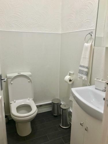 233 Leith Apartment