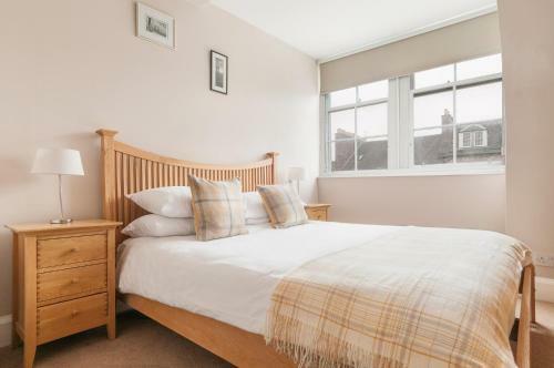 High Street Apartment