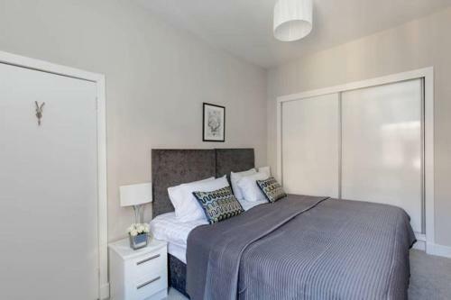 West Bow Apartment
