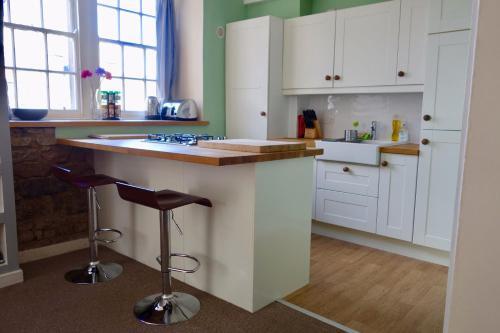 1 Bedroom Apartment Near Edinburgh Castle Sleeps 2