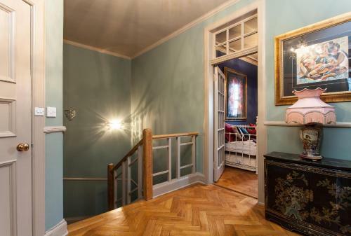 Apartamento The Ramsay Castle View Residence