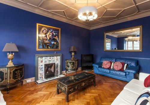 Apartamento The Ramsay Castle View Residence