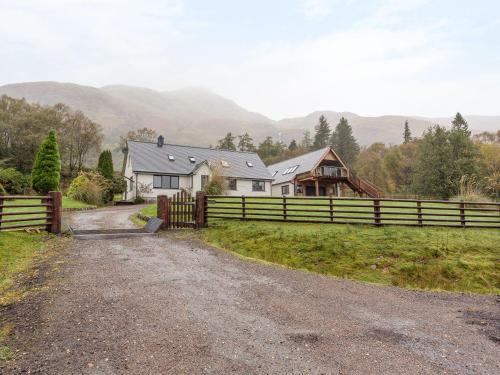 The Apartment, Fort William