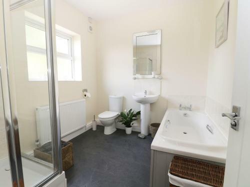 2 Moor Farm Cottages, Hull