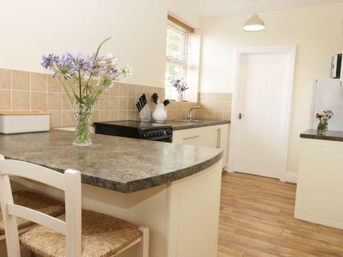 2 Moor Farm Cottages, Hull
