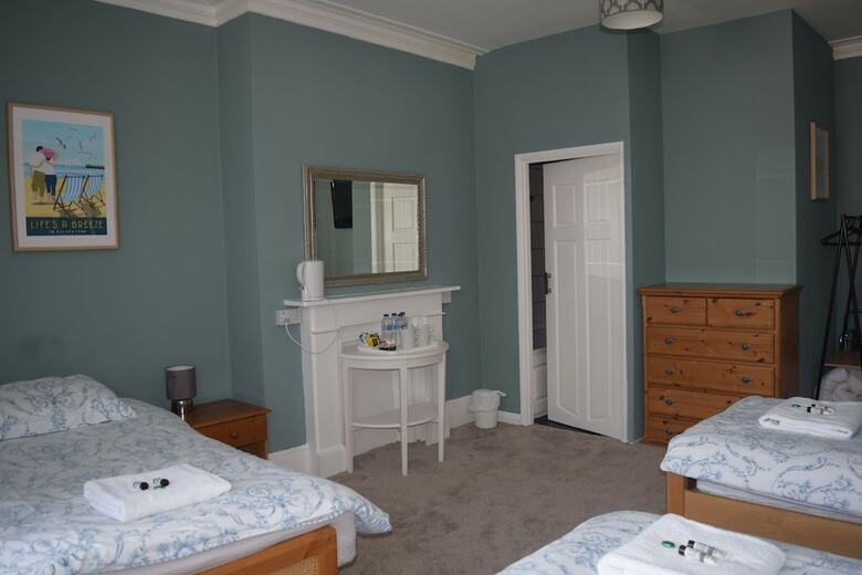 Bed & Breakfast Westward Ho Hotel