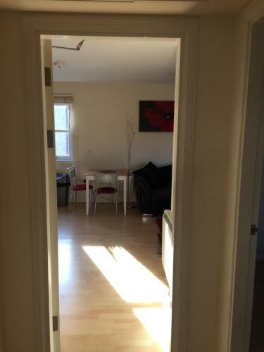 6 Varis Apartments