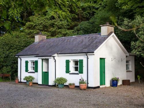 Mr Mcgregors' Cottage, Omagh