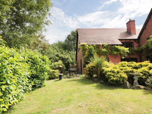 Little Wedderburn House, Gloucester