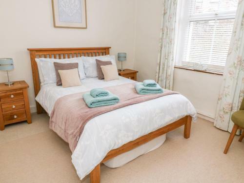 Canalside Cottage