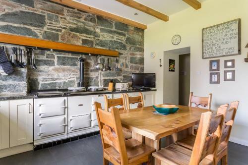 Agroturismo Kilmun Chateau Sleeps 17 Wifi